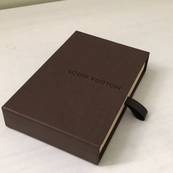 Authentic Louis Vuitton Key Chain Box - Picture 1 of 2